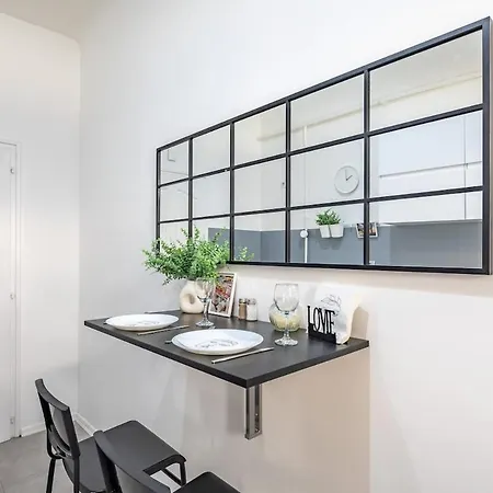 Modern & Functional Comfort With Ac By Nw * Budapest